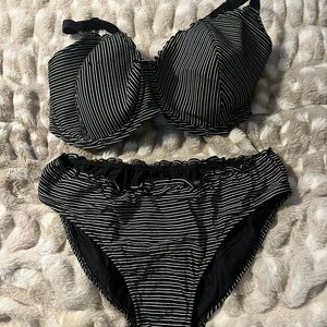 Freya Ocean Calling Black and White Striped Bikini Set top 36J US bottoms large